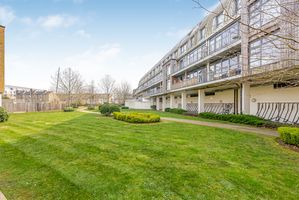 Photo 21- click for photo gallery